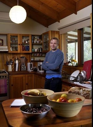 Article Lead - narrow6144205810kxbnimage.related.articleLeadNarrow.353x0.10kwzu.png1411456011336.jpg-300x0